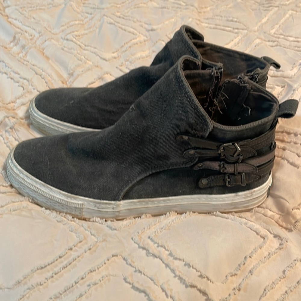 Blowfish sneakers